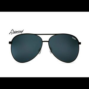 Quay Australia VIVIENNE Sunglasses with original case